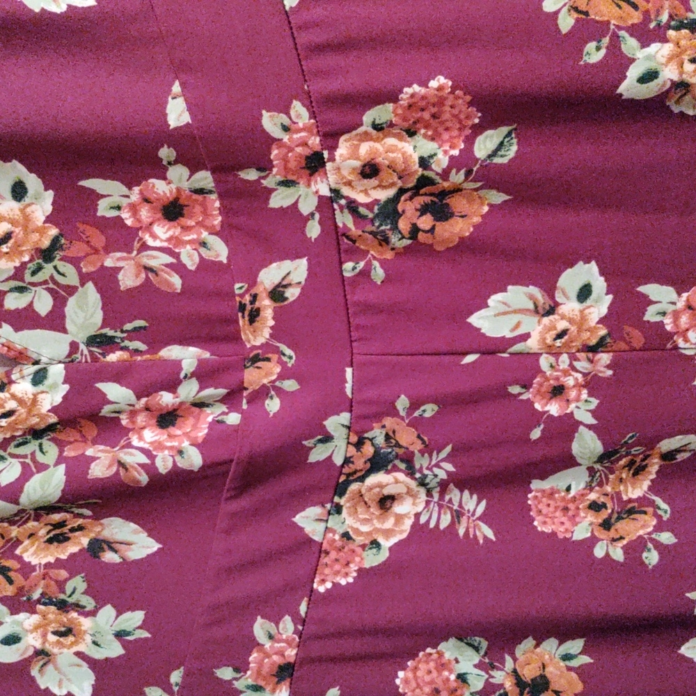 Floral jumpsuit 2x(14/16 - 16/18) - Picture 4 of 12